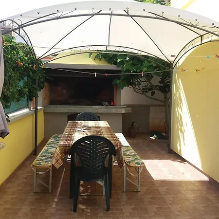 Apartment Vanja - Terrace & Bbq *